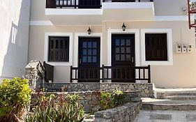 Achinos Apartments And Maisonettes